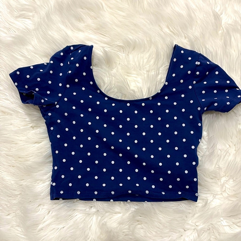 Polka dot crop